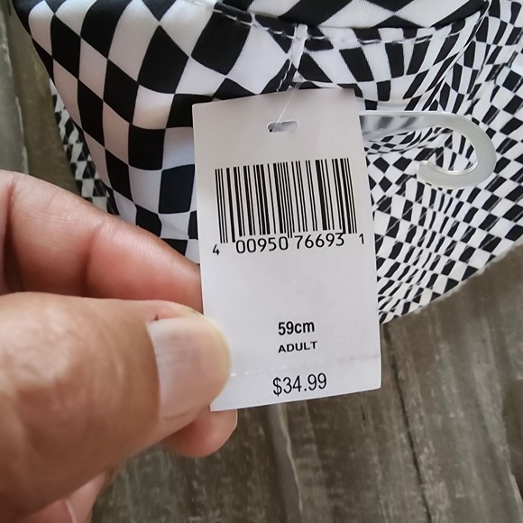 Disney Store Alice in Wonderland White Rabbit ( Nivins ) Adult Bucket Hat NWT - Picture 5 of 14